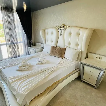 아파트 Paradadiso B 307 Two Bedroom Sea View 네세부르