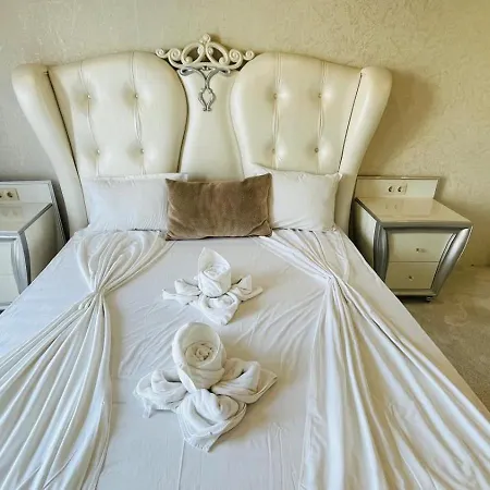 Paradadiso B 307 Two Bedroom Sea View 네세부르