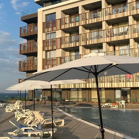 Paradadiso B 307 Two Bedroom Sea View Apartament *