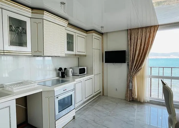 Paradadiso B 307 Two Bedroom Sea View *